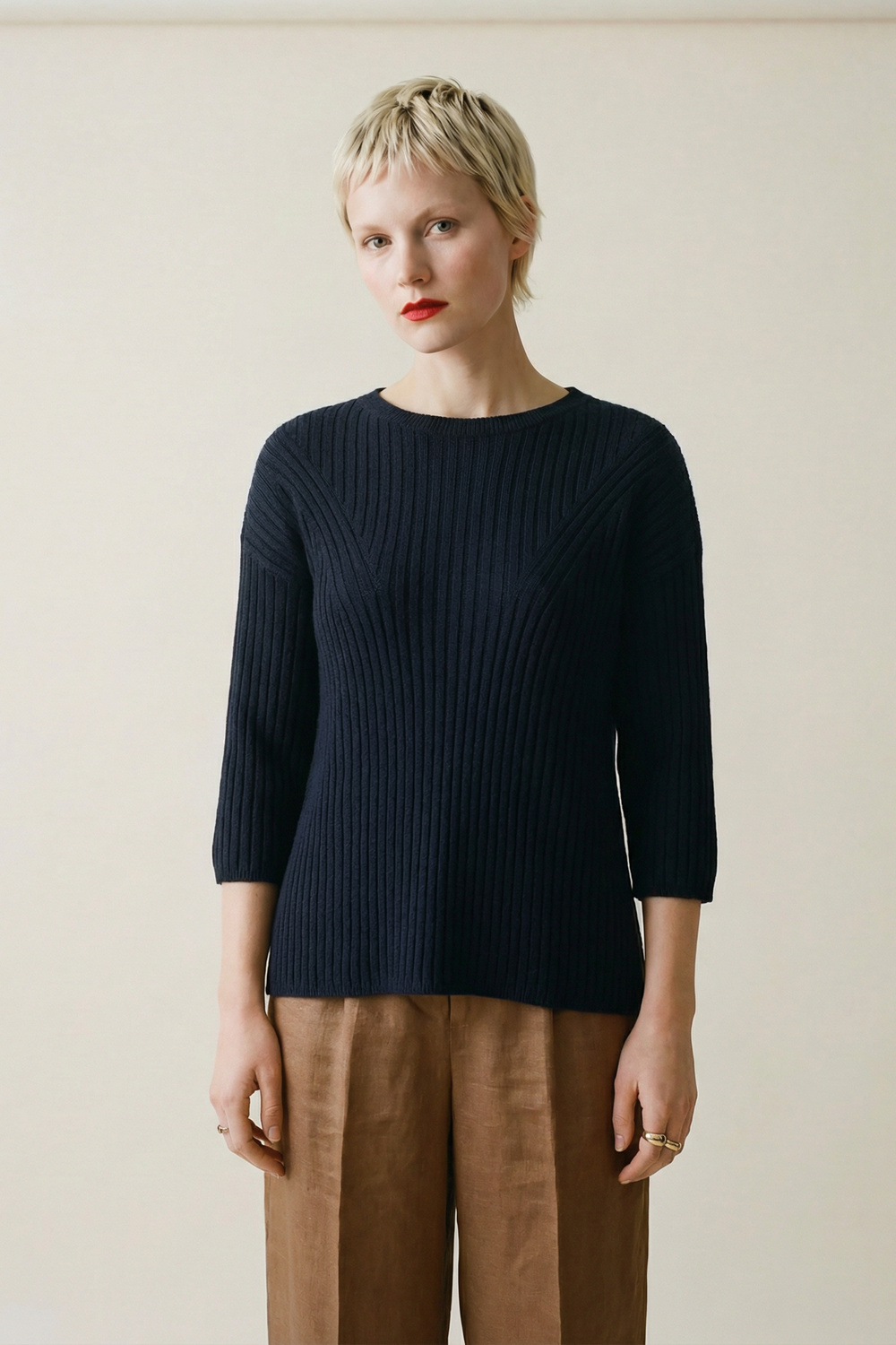 Henrikke topp midnatt - Midnatt image #1