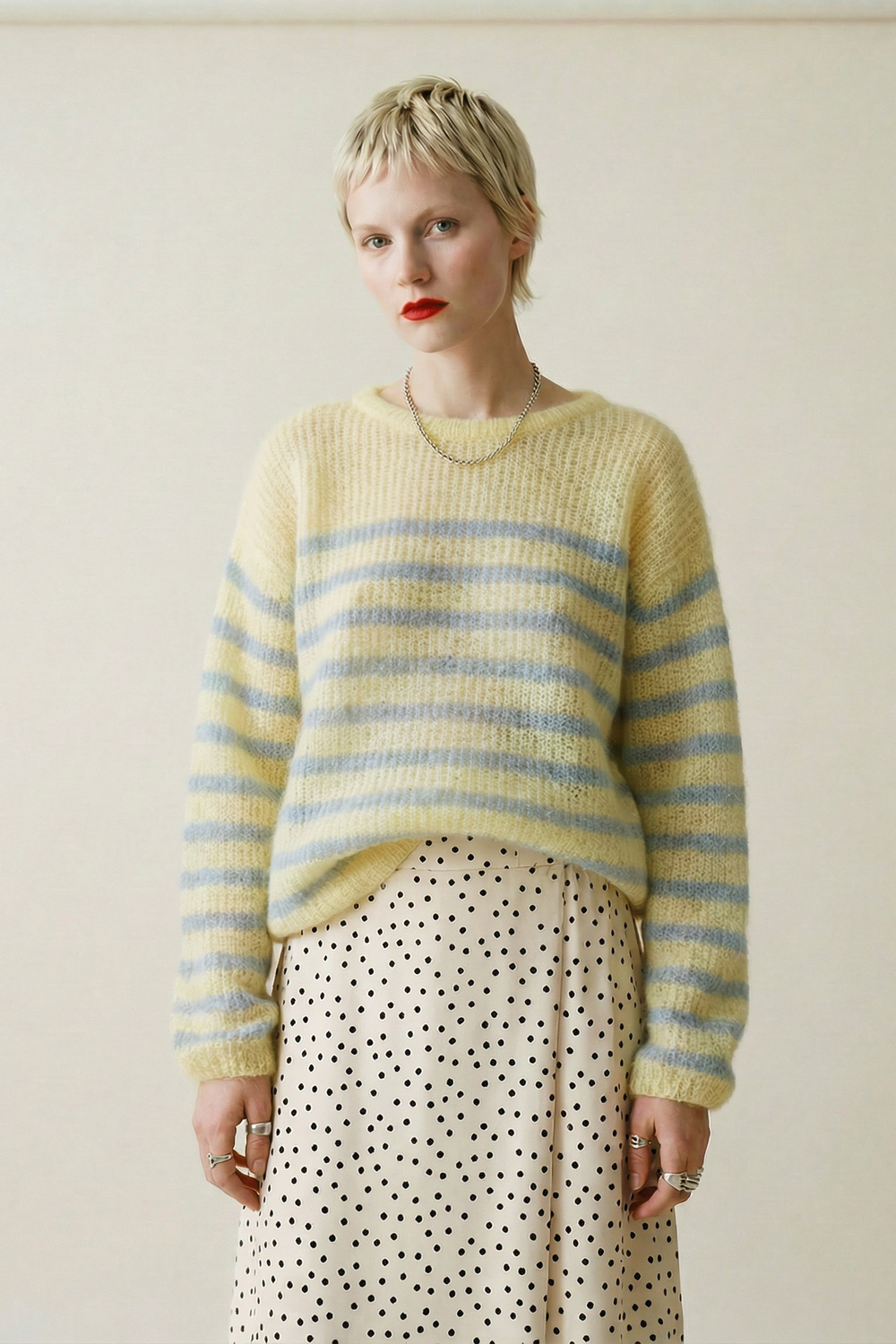 Nola genser Strågul - Strågul image #1