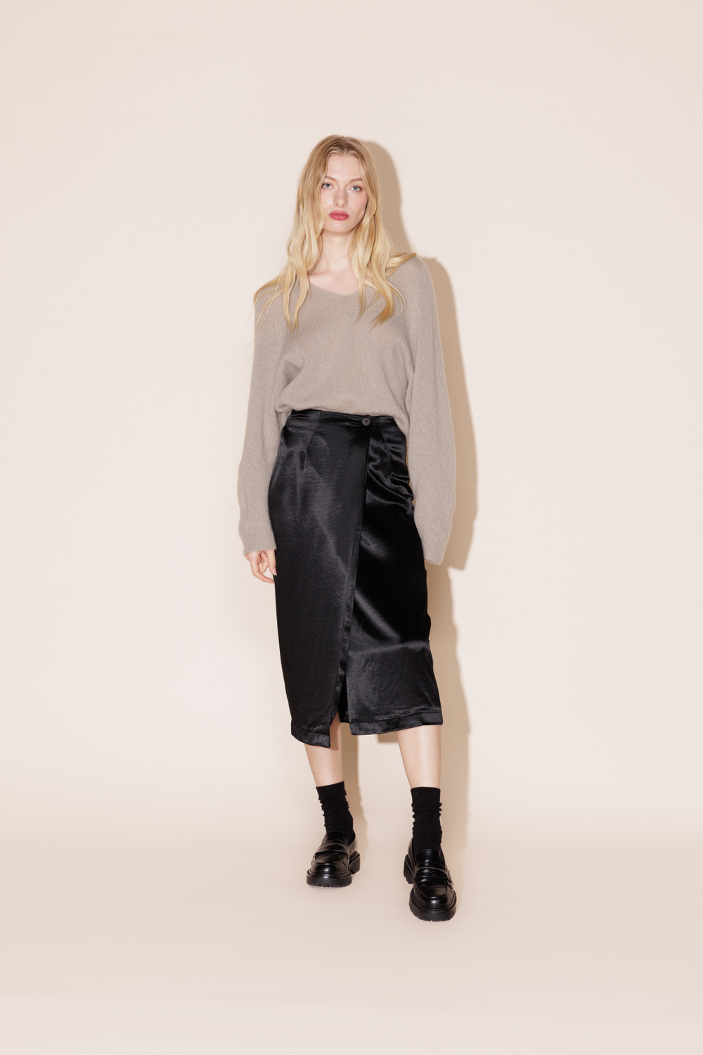 Elina v-genser Støv - Støv image #2