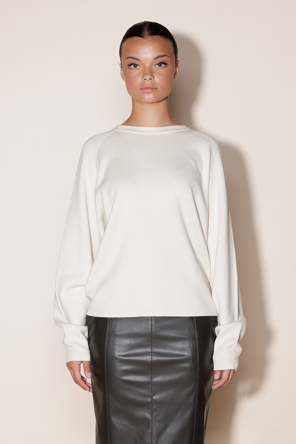 Kristin genser Myrull - Myrull image #1